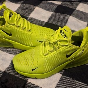 Brand new Airmax 270